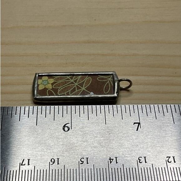 Happiness Pendant Charm Floral Rectangular Shape Silver Toned Metal Frame - Picture 3 of 3